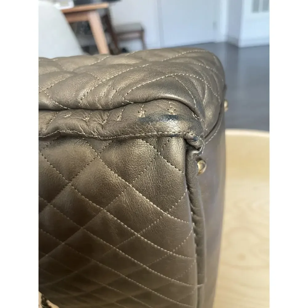 Chanel Gold Leather Tote Bag - ISTANBUL GST CC LOGO Small Archety Cerf Executive